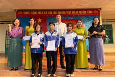 Tuyên dương học sinh có thành tích trong kỳ thi chọn học sinh giỏi cấp tỉnh năm học 2025- 2026